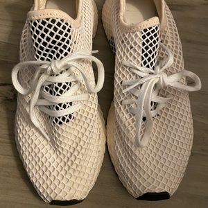 Adidas Deerupt Sneakers